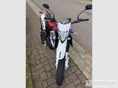 Aprilia SX