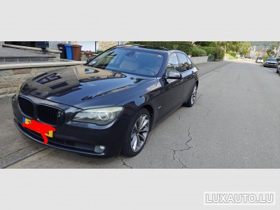 BMW 750