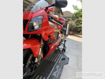 Honda VTR