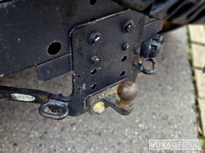 Land-Rover Defender