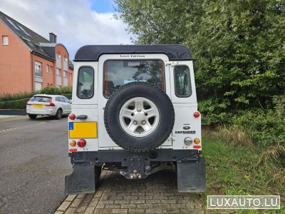 Land-Rover Defender