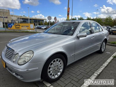 Mercedes E 220