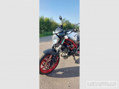 Suzuki SV