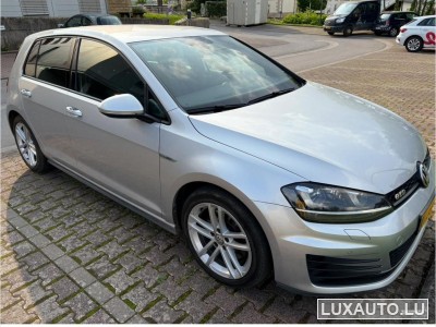 VW Golf
