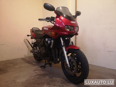 Yamaha FZS