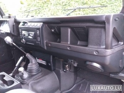 Land-Rover Defender