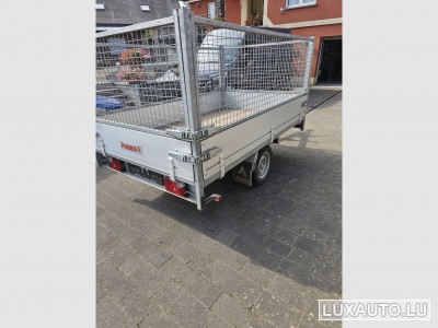 Anhänger Bâchée