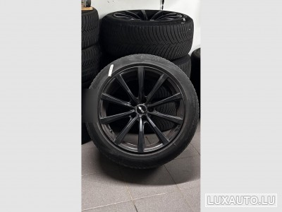 Jantes de alumínio + Pneus 20""