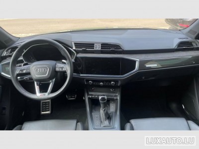Audi RSQ3