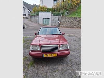 Mercedes E 220
