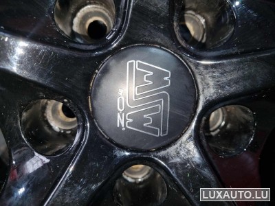 Jantes de alumínio + Pneus 18"