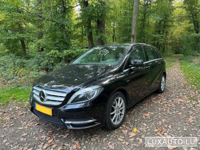 Mercedes B 200