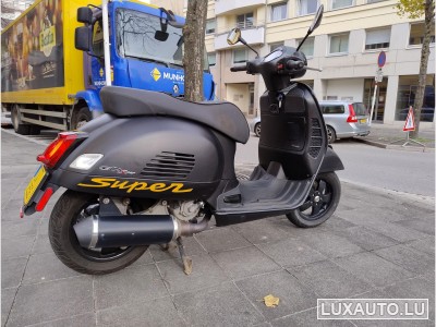 Vespa GTS