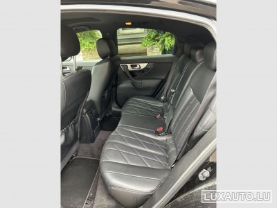 Infiniti QX70