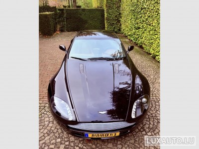 Aston-Martin V8 Vantage