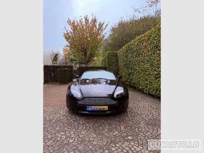 Aston-Martin V8 Vantage