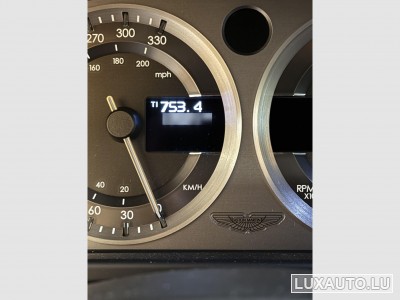 Aston-Martin V8 Vantage