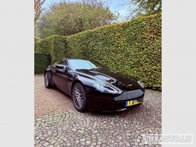 Aston-Martin V8 Vantage