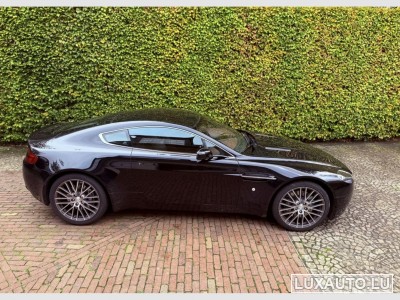 Aston-Martin V8 Vantage