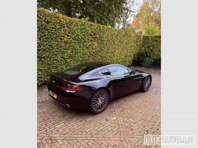 Aston-Martin V8 Vantage