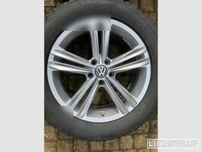 Jantes de alumínio + Pneus 18"