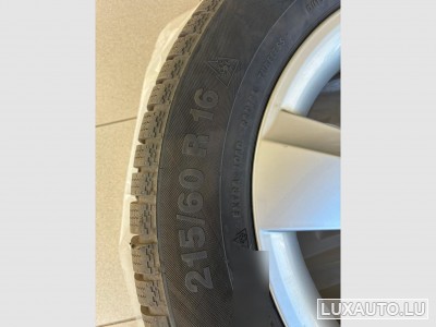 Jantes de alumínio + Pneus 16"