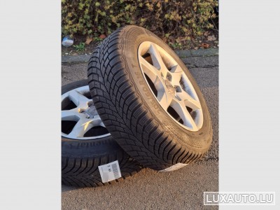 Jantes de alumínio + Pneus 16"