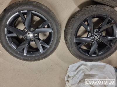 Jantes Alu + pneus 17""