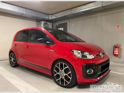 VW UP