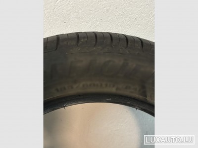 Pneus 15" - 185/60R 84H