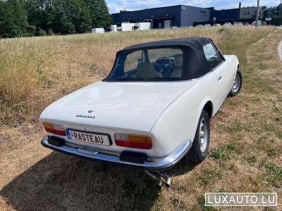 Peugeot 504