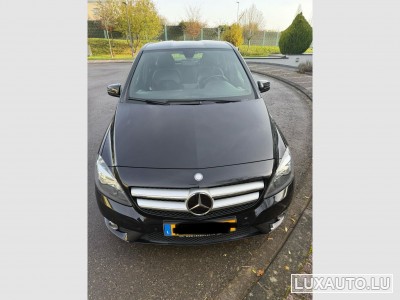 Mercedes B 180