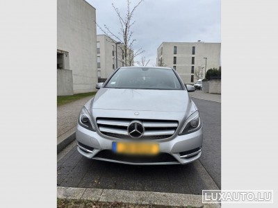 Mercedes B 180