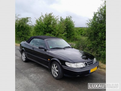 Saab 900