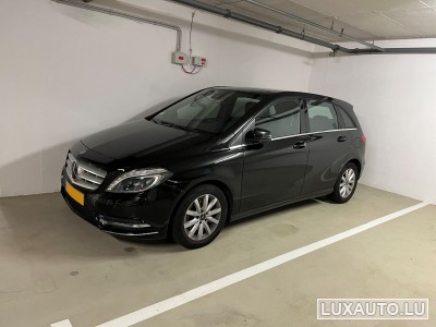 Mercedes B 200