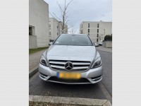 Mercedes B 180