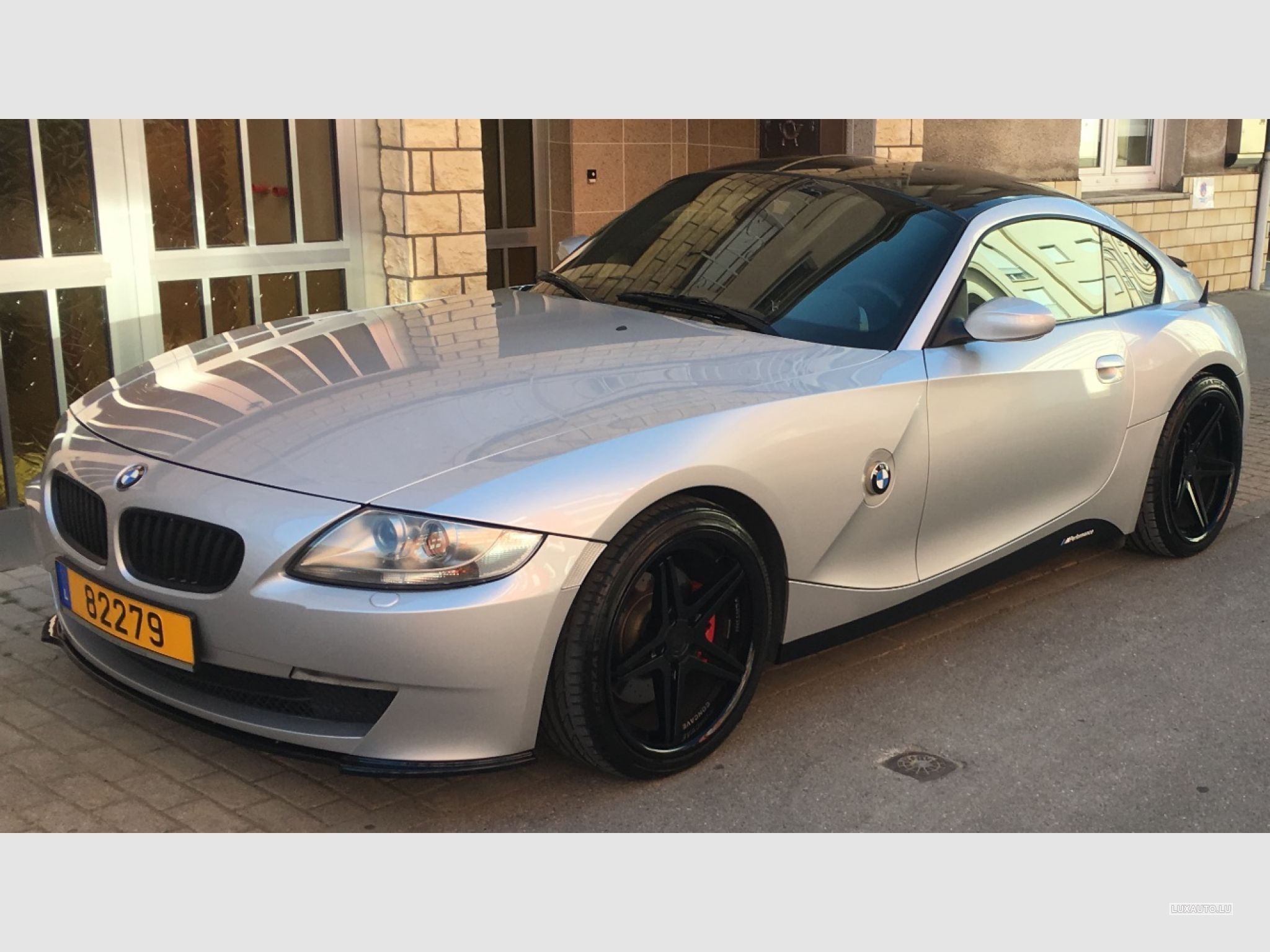 BMW Z4 coupé gris 265 CV - Voitures