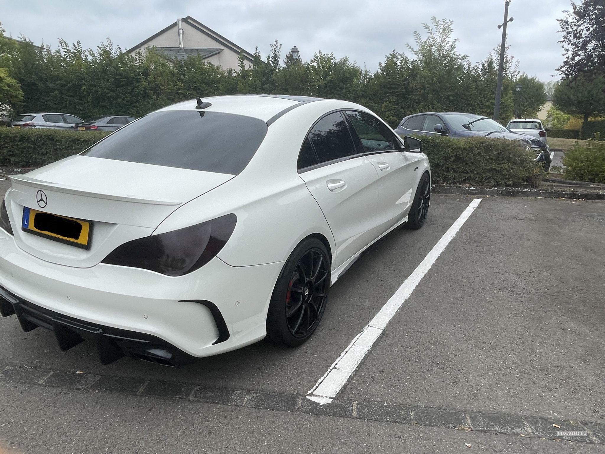Mercedes CLA 45 AMG 45 AMG 4Matic 7G-DCT