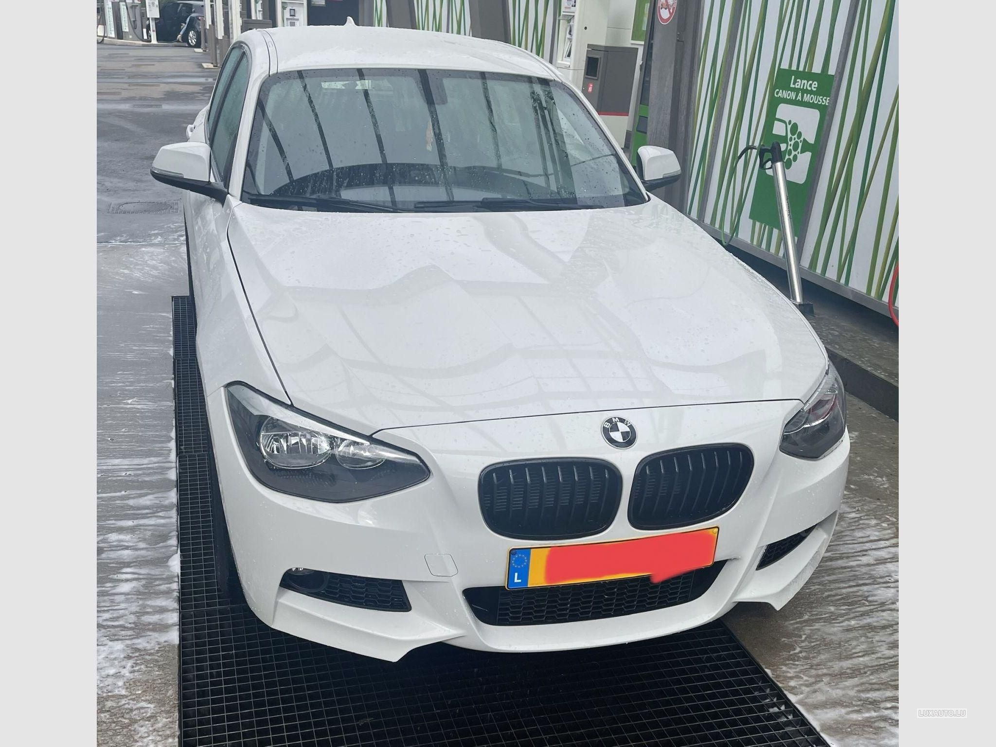 BMW 114 I Blanc D occasion Moteur Essence Et Boite Manuelle 90 000 Km bmw-114-i-blanc-d-occasion-moteur-essence-et-boite-manuelle-90-000-km