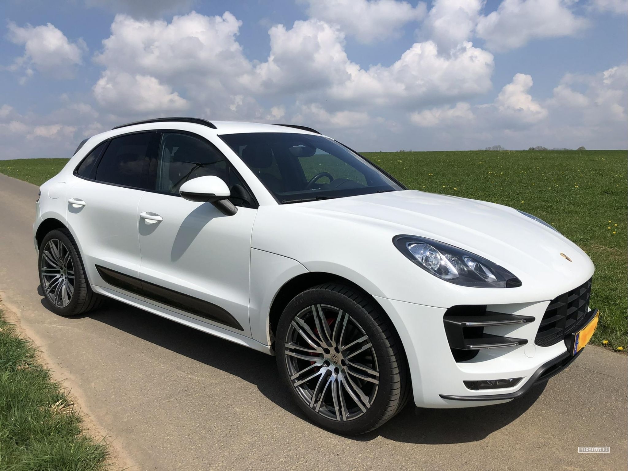 Porsche Macan Turbo