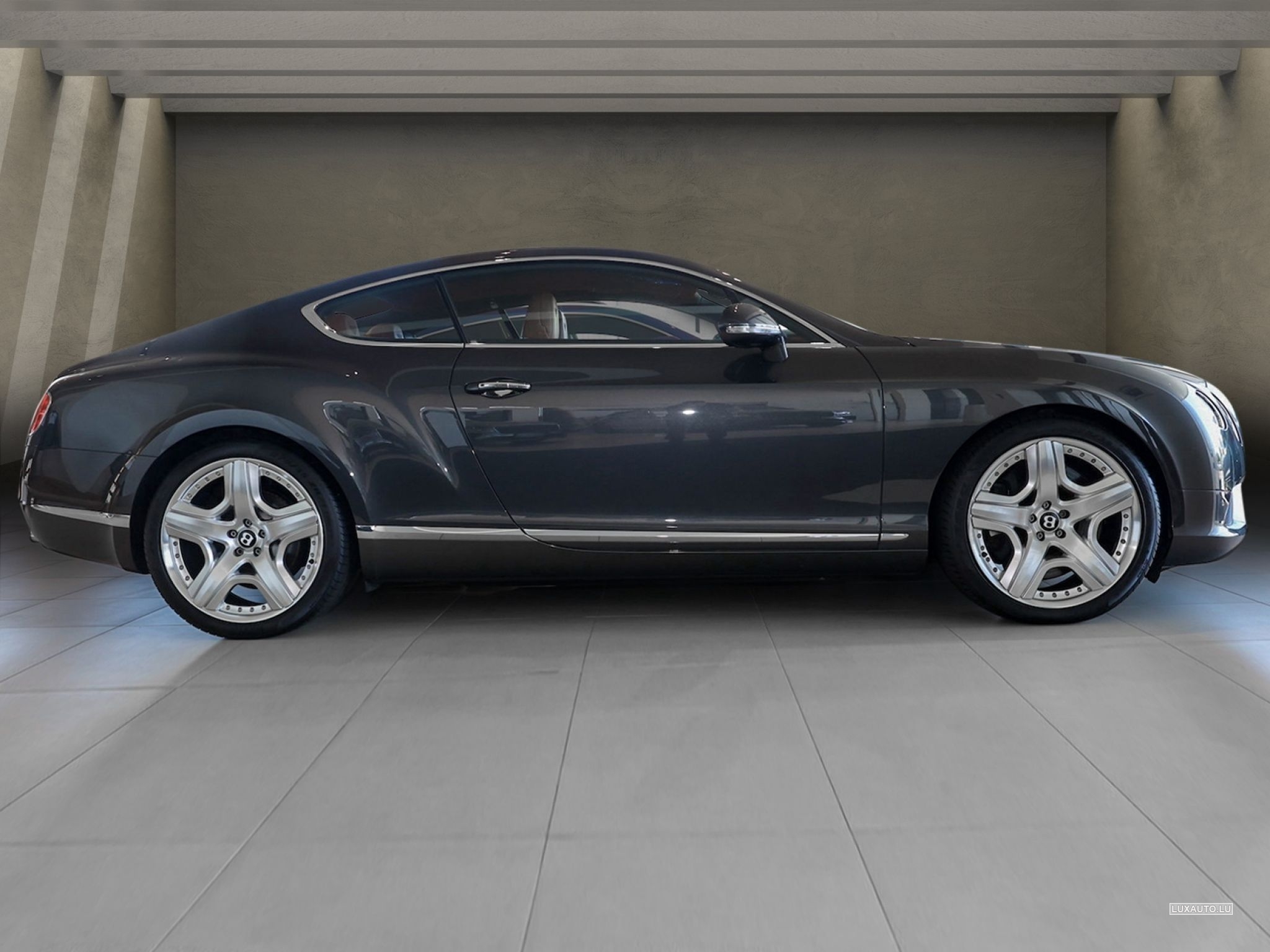 Bentley Continental GT V8 Anthracite, moteur Essence et boite ...