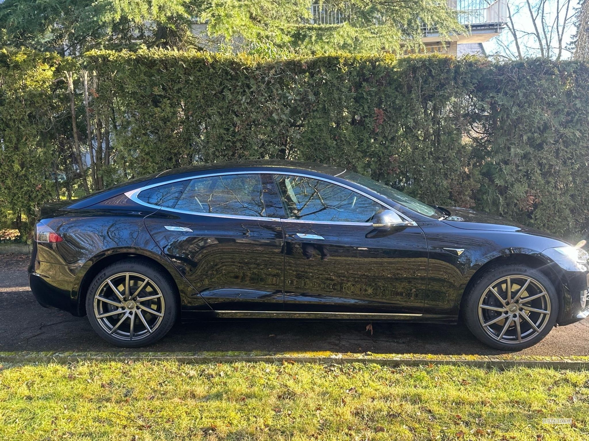 Tesla Model S Panorama, 525 HP 75 D. 4 Wheel
