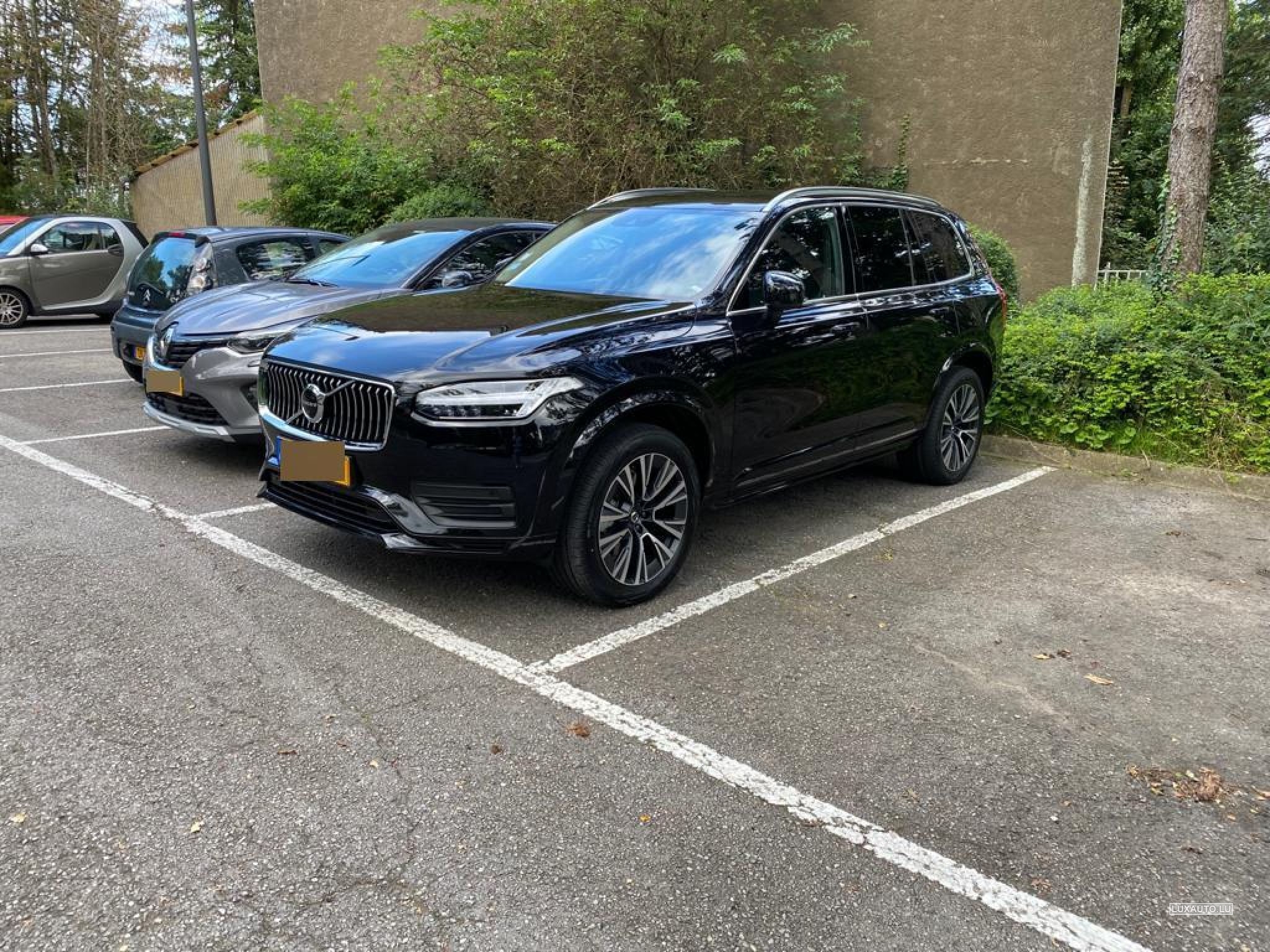 Volvo XC90 MOMENTUM PRO B5 AWD MILD HYBRIDE