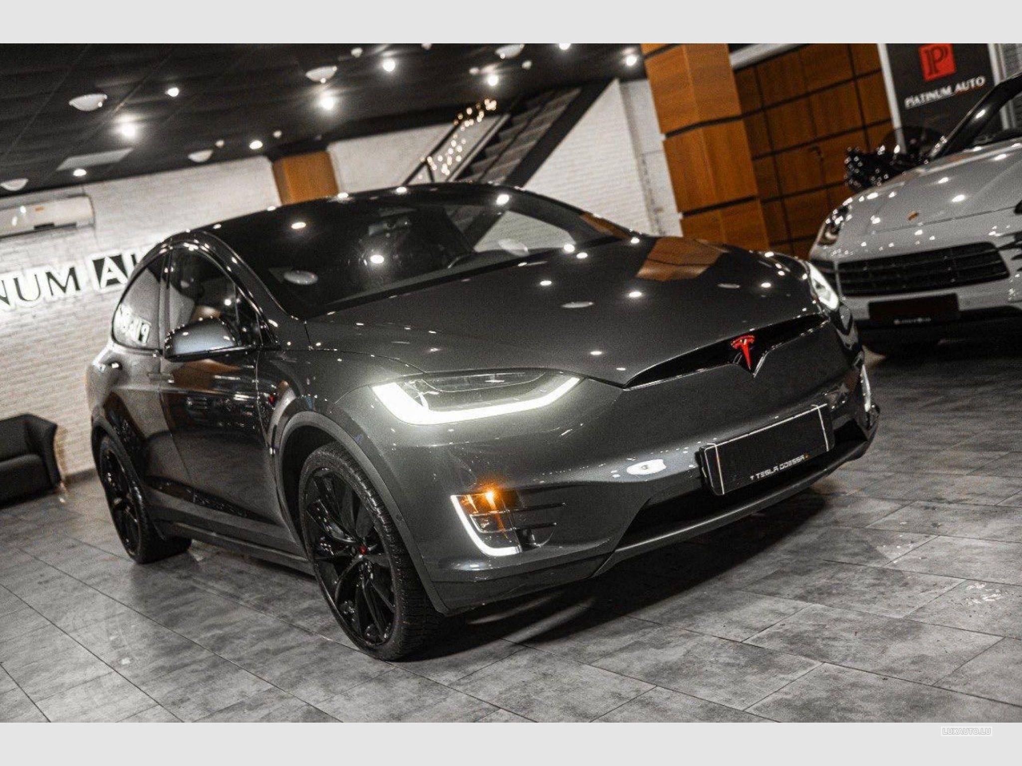 Tesla Model X Long Range 100 kWh Dual Motors