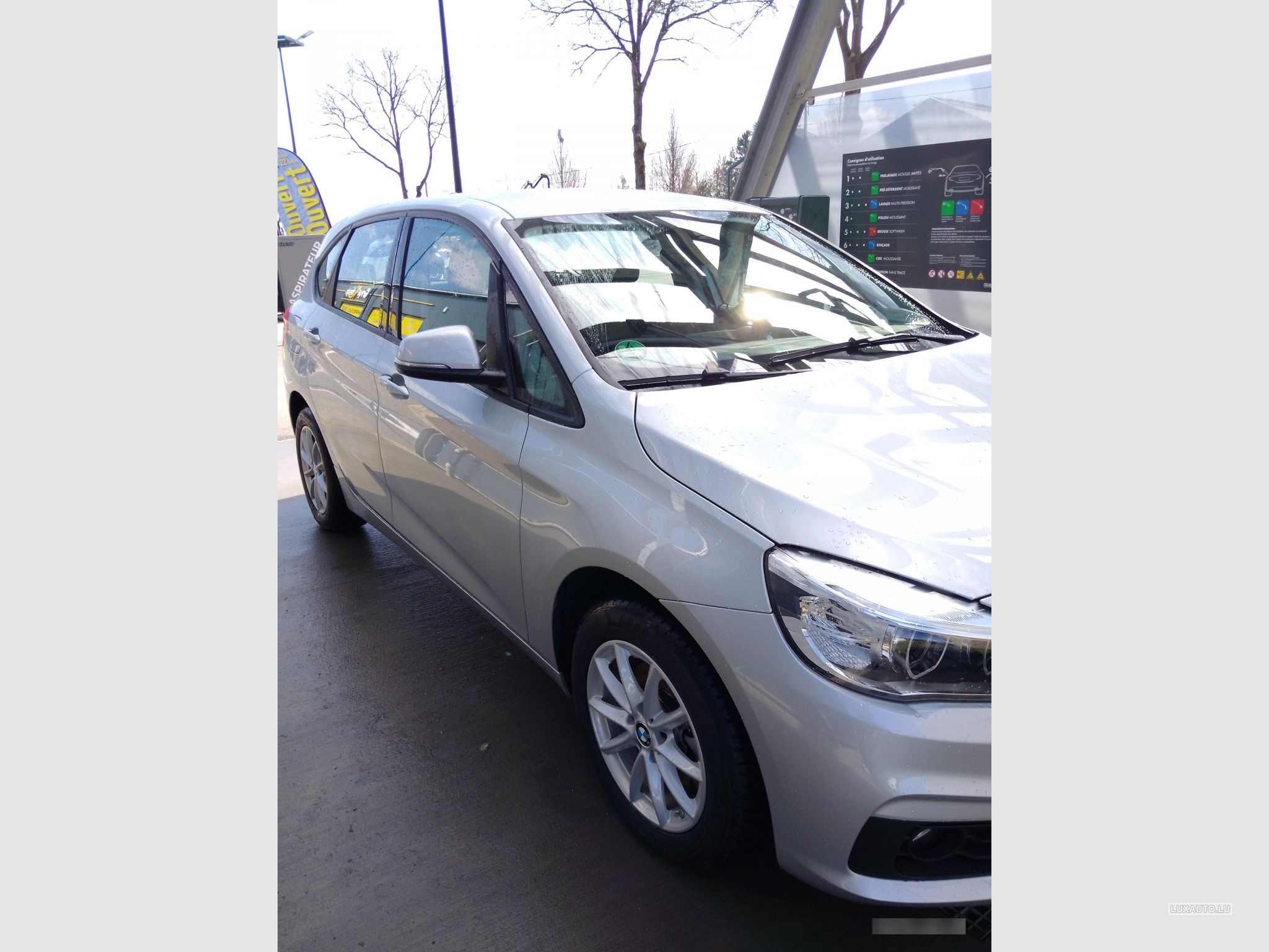 BMW 218 Advantage