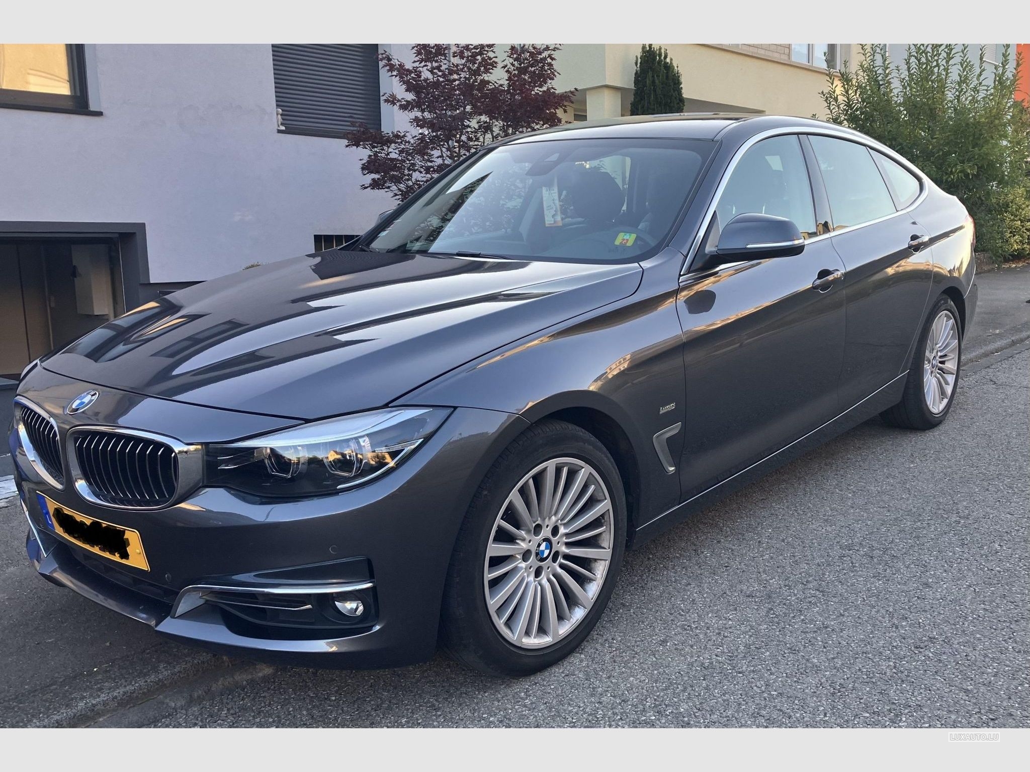 BMW 320 320i xDrive Gran Turismo (Modèle Luxury)