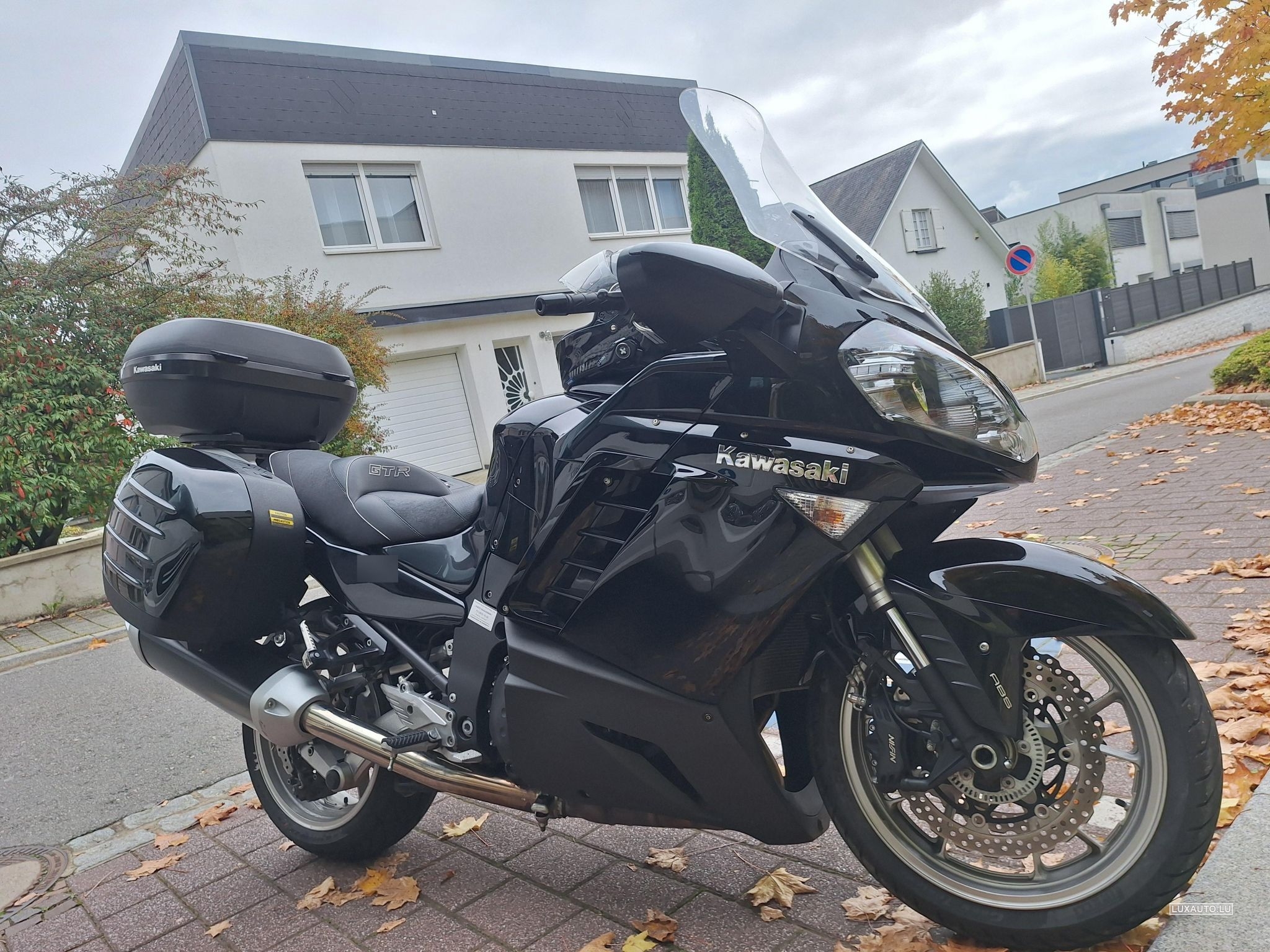 Kawasaki GTR Tourer GT