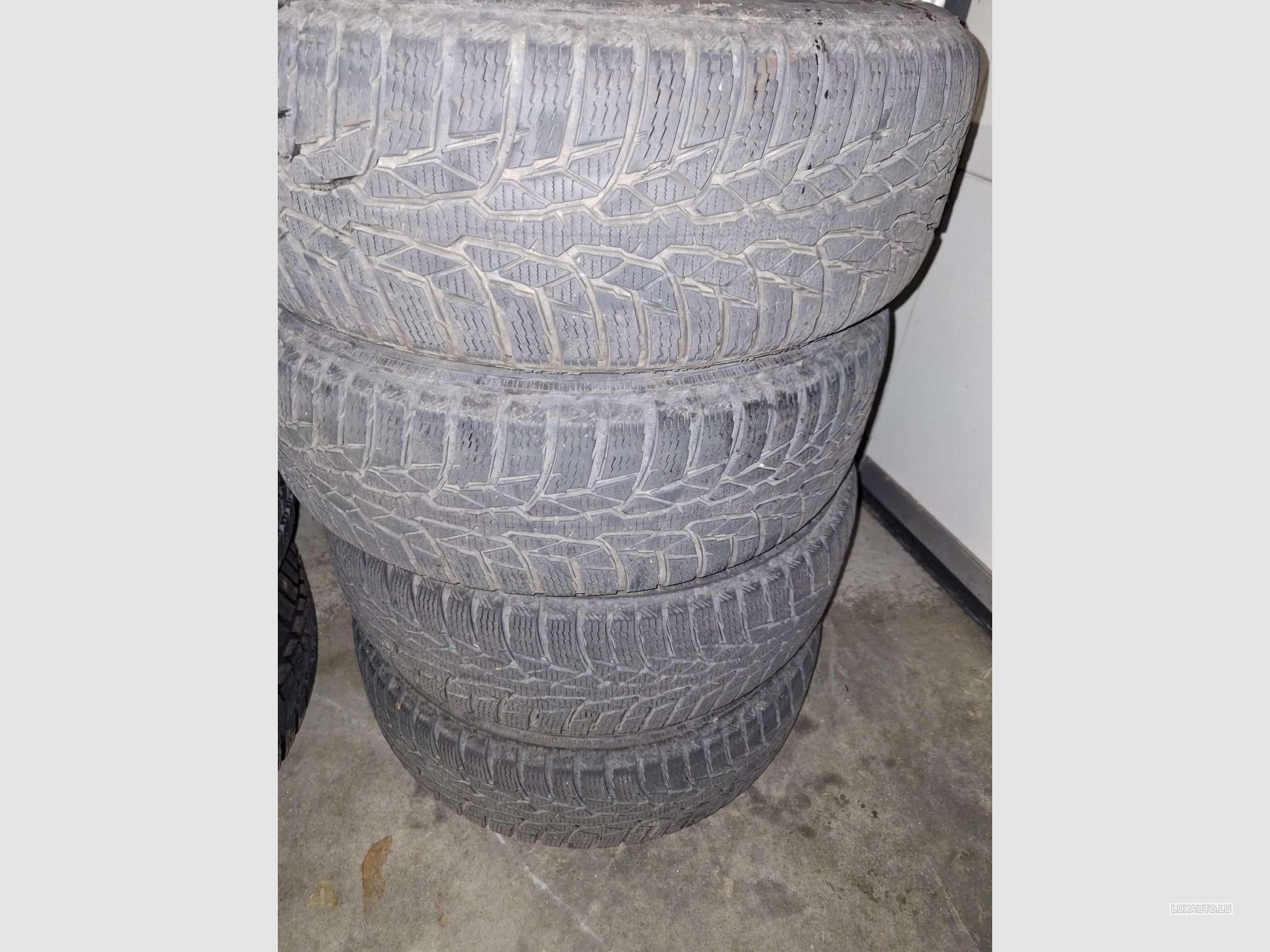Jantes em aço + Pneus 14" Inverno