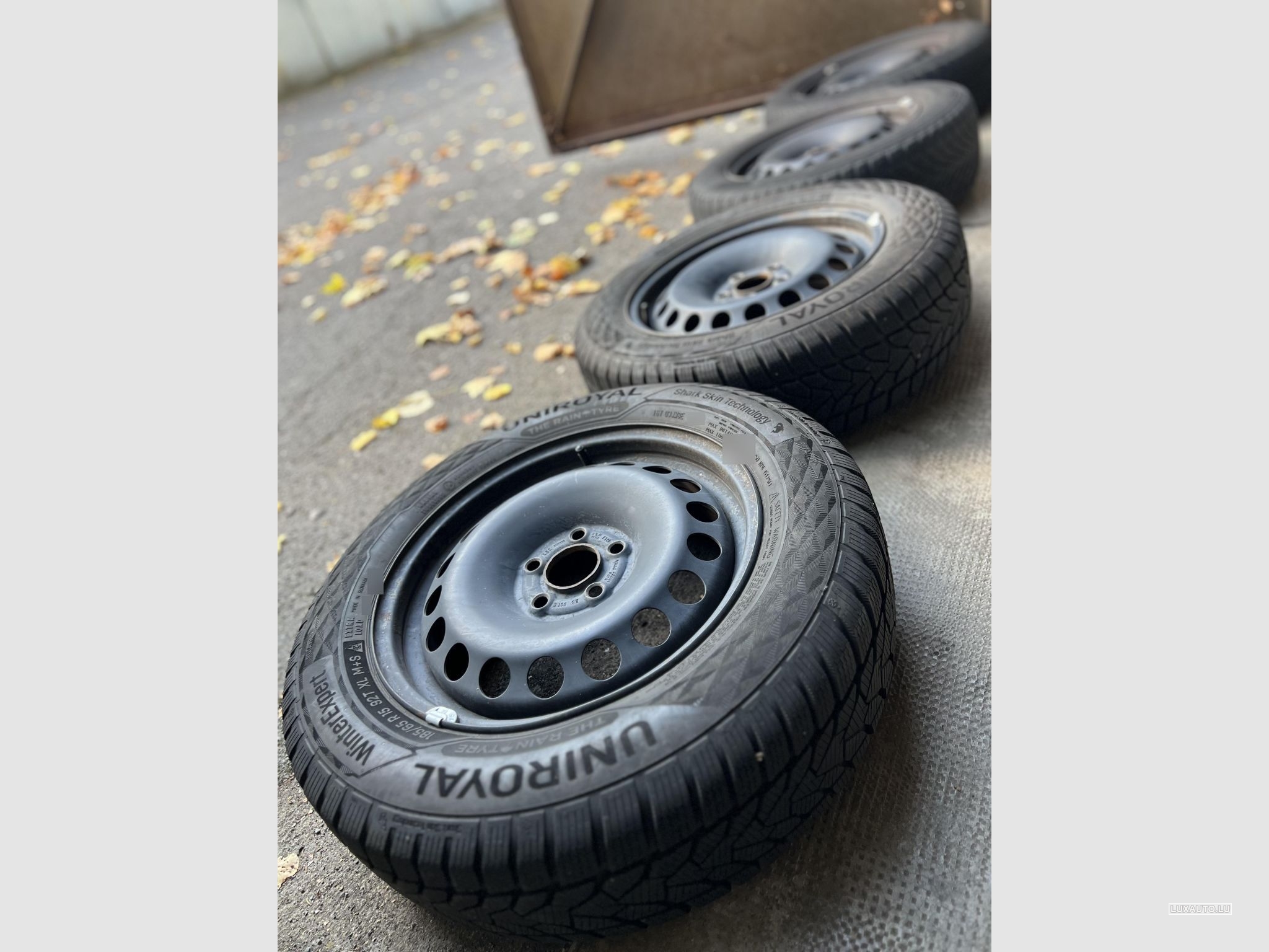 Jantes em aço + Pneus 15" Inverno