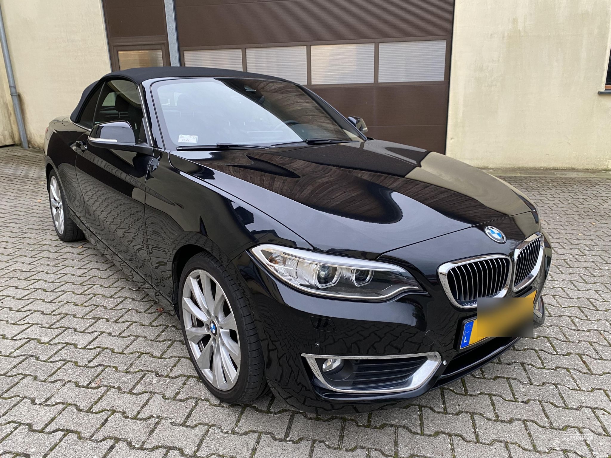 BMW 230 Luxury